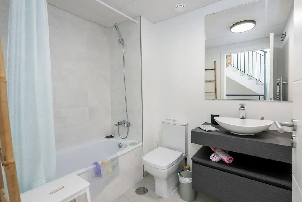 מנילבה Beautiful House With Nice Hot Tub On Topfloor! 0*,  ספרד